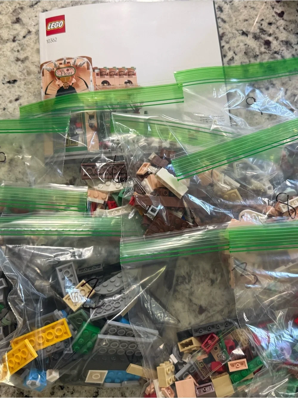 RETIRED LEGO Icons French Café 10362 – Complete w/ Box & Instructions